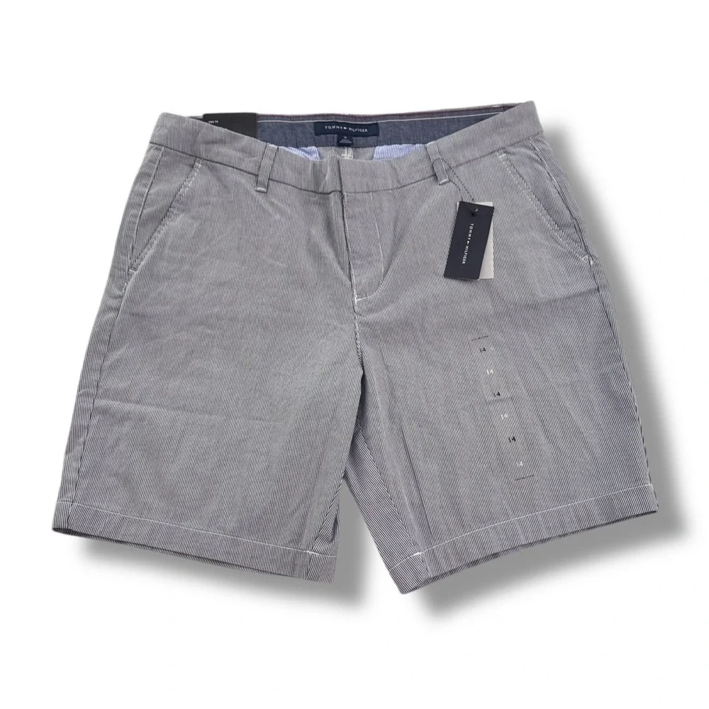 Tommy Hilfiger Hollywood Shorts Womens 14 Blue‎ White Seersucker Stripe 9 Inseam